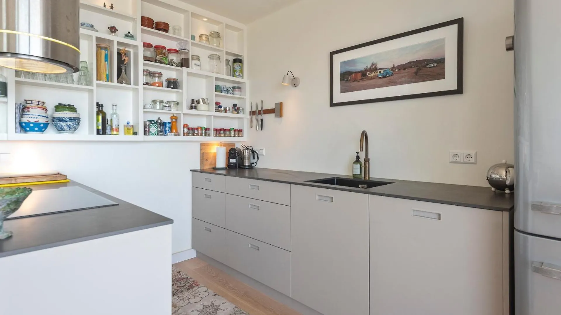 Seaspot Beach Apartment Zandvoort