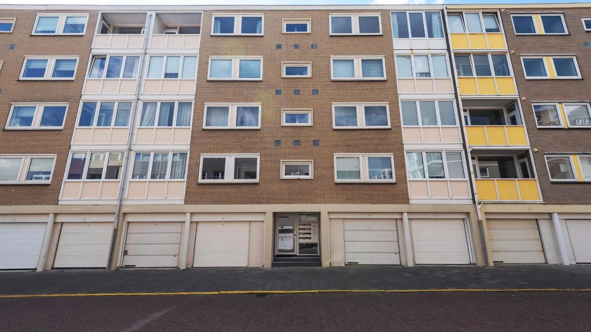 Seaspot Beach Apartment Zandvoort 0*,  Hollanda